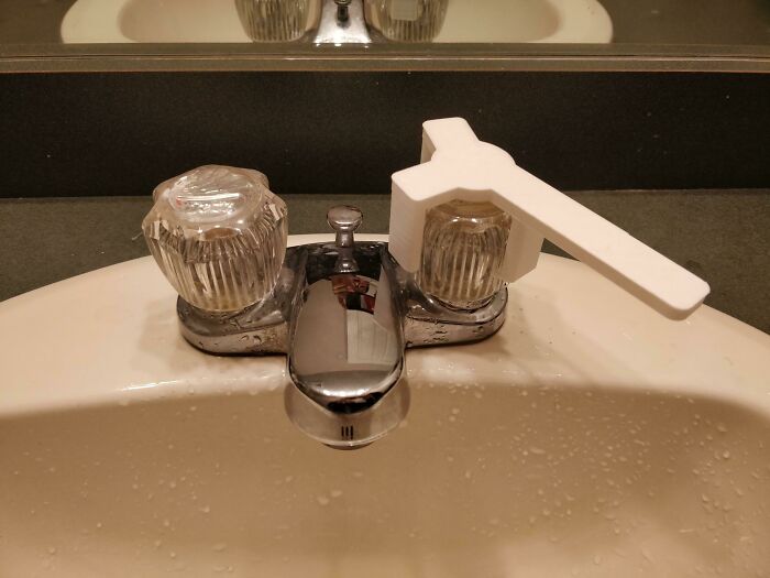 Faucet Handle You Can Use With Your Elbow (Goodbye Germs!)