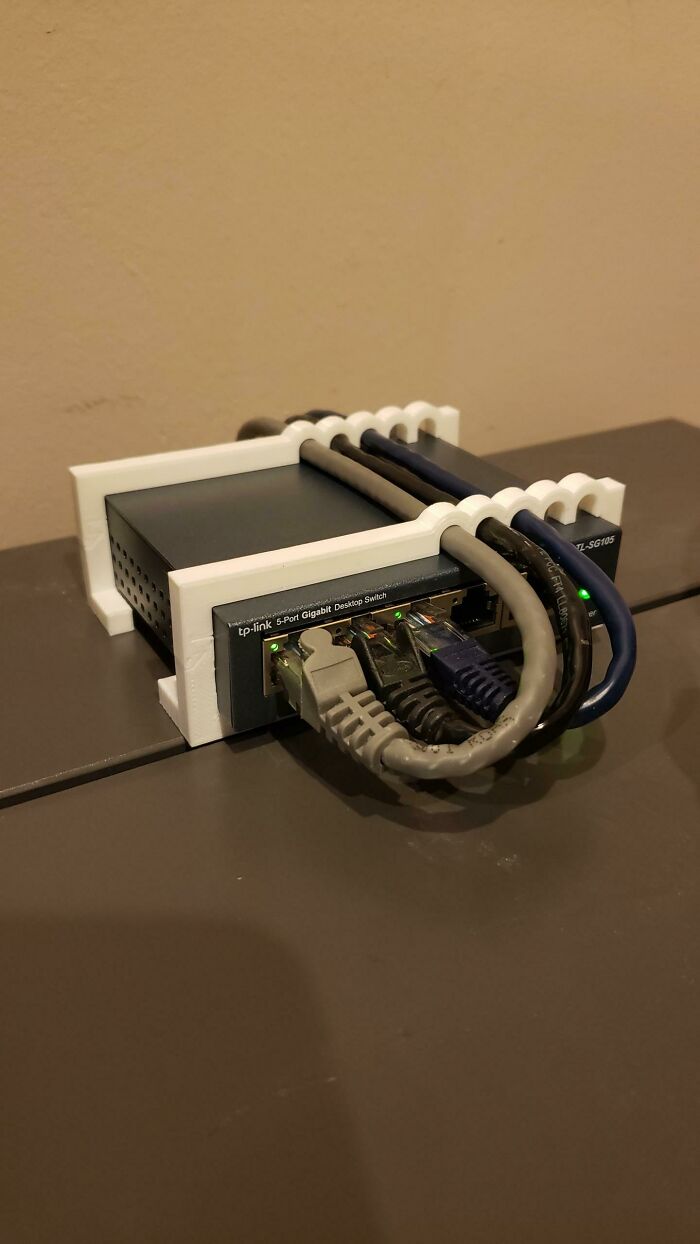 No More Ugly Zip Ties on My Network Switch – Fancy!