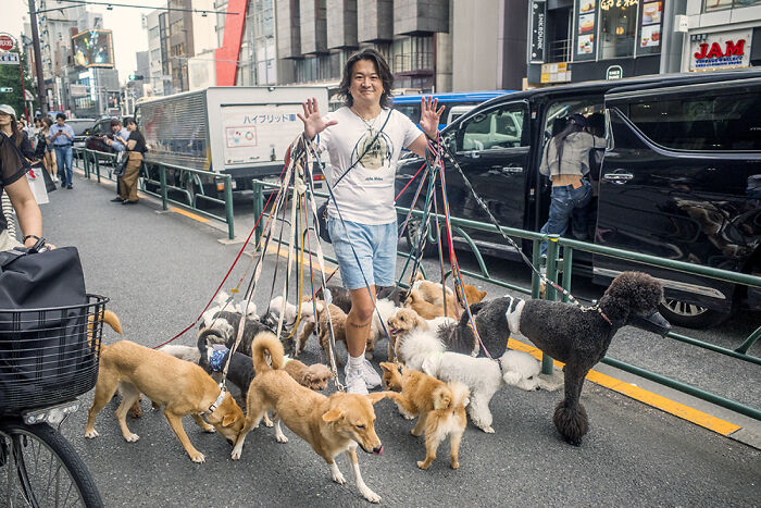 30 Wildly Cool Photos That Prove Japan Is A Street Photographer’s Playground