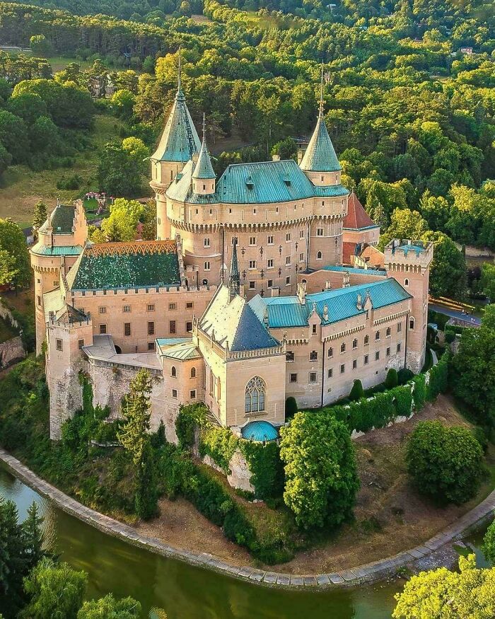 Bojnice Castle, Slovakia: Castle Goals