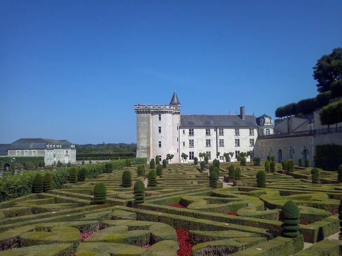Le Château De Villandry Et Ses Jardins Extraordinaires: Garden Goals Meet Castle Dreams