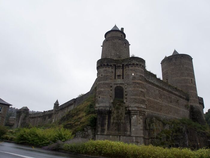 Château De Fougères, France: One Massive Fortress
