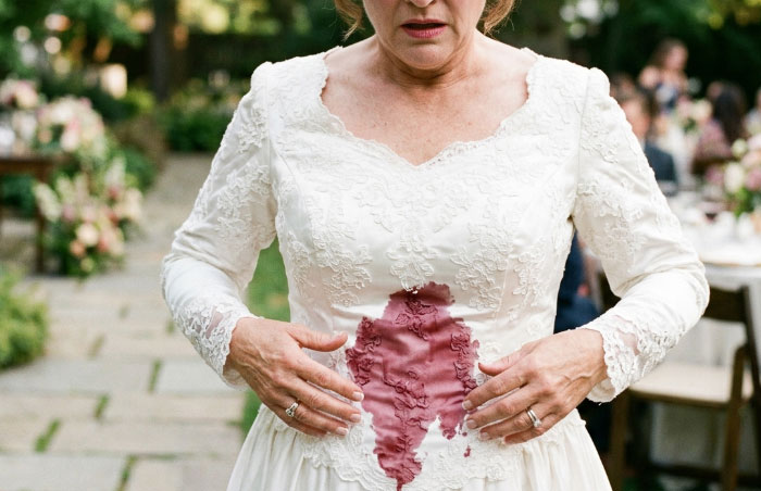 Wild Wedding Wipeouts: The Stories You Won't Believe Happened!