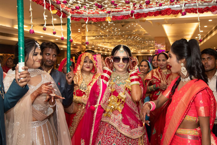 Wild Wedding Wipeouts: The Stories You Won't Believe Happened!