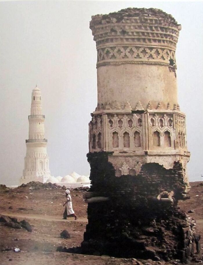 The 30 Wildest Old Buildings You Have to See (Because History Is Nuts)