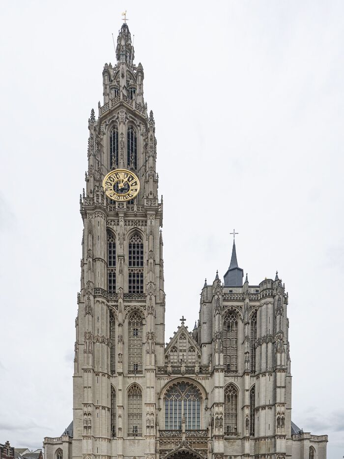 The 30 Wildest Old Buildings You Have to See (Because History Is Nuts)