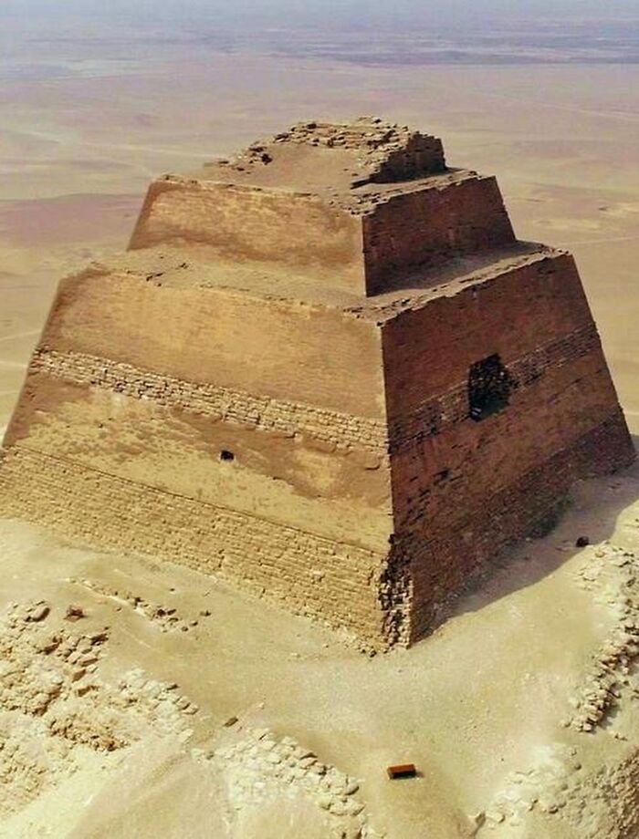 The 30 Wildest Old Buildings You Have to See (Because History Is Nuts)