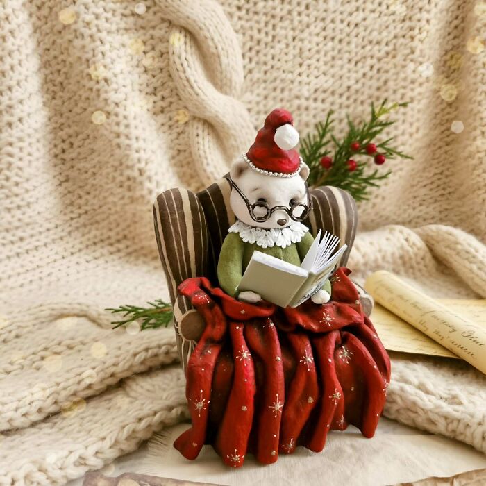 Wait, She Makes These Amazing Sculptures From COTTON?!