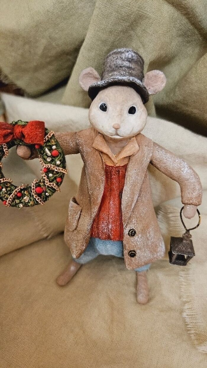 Wait, She Makes These Amazing Sculptures From COTTON?!