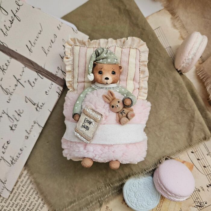 Wait, She Makes These Amazing Sculptures From COTTON?!