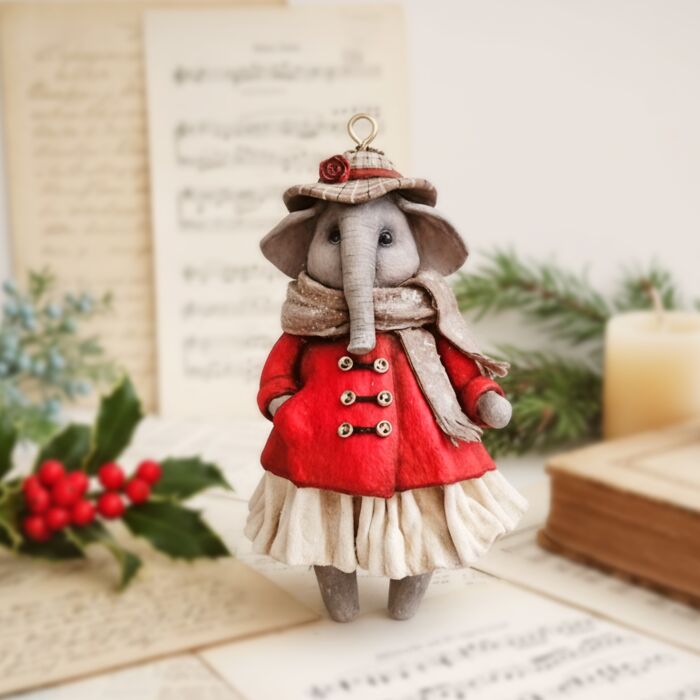 Wait, She Makes These Amazing Sculptures From COTTON?!