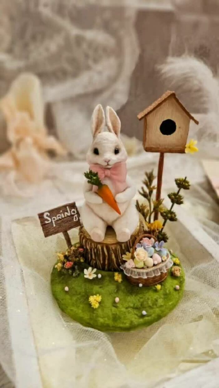Wait, She Makes These Amazing Sculptures From COTTON?!