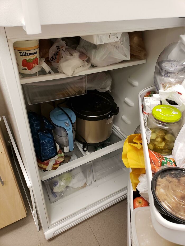 Wait, They Actually Did That at Work?! 80 Photos of Coworker Shenanigans Gone Wild