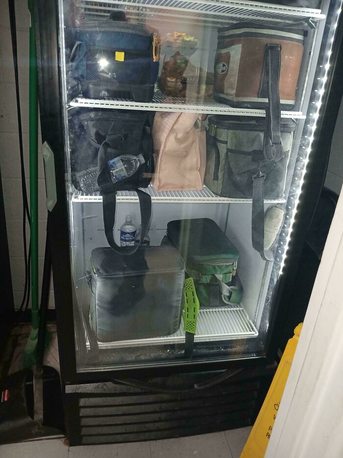 Wait, They Actually Did That at Work?! 80 Photos of Coworker Shenanigans Gone Wild