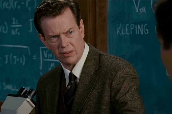 In Spider-Man 2 (2004), Dr. Connors Thinks Peter’s Lazy Even Though He Juggles School, Work, AND Aunt’s Money Troubles