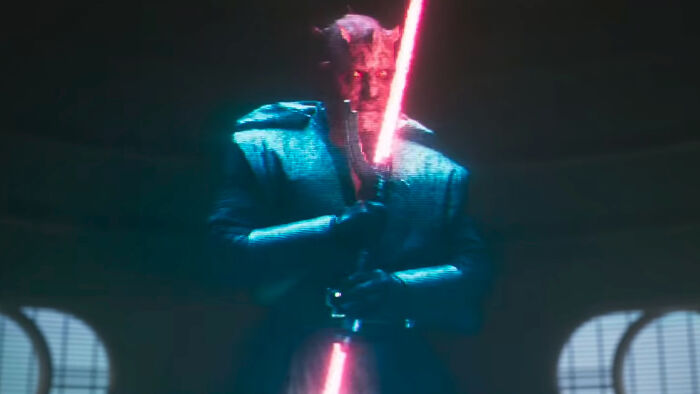 In Solo: A Star Wars Story (2018), Darth Maul Pops Up At The End And Leaves Everyone Thinking, "Wait, What?"