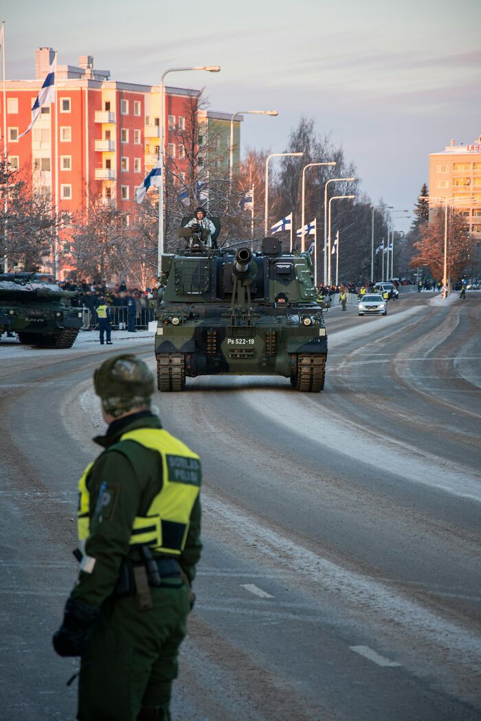 Finland’s Tanks in the City Aren’t Invaders