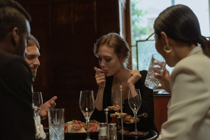 France's Dinner Chat Olympics
