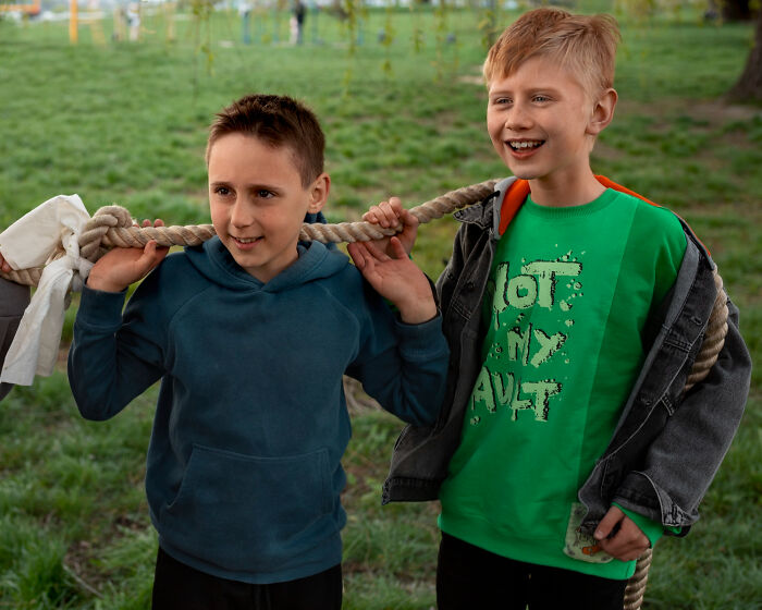 Wait, People Actually Lived Through These Crazy Childhood Moments?!