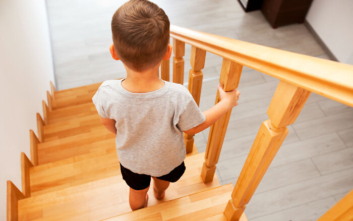 Wait, People Actually Lived Through These Crazy Childhood Moments?!