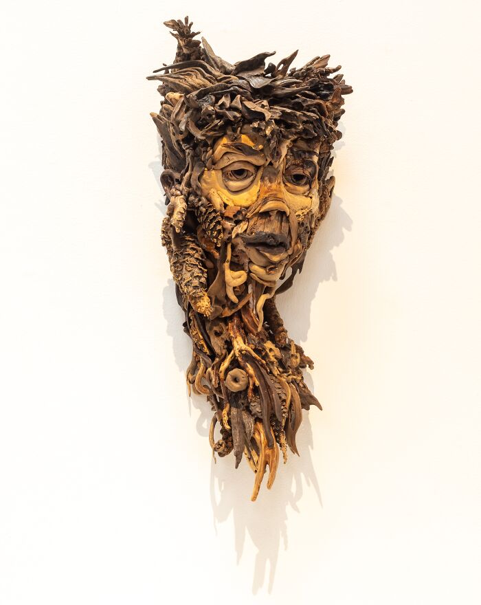 27 Wild Wood Sculptures That Look Like Faces Just Popped Out of Nature!