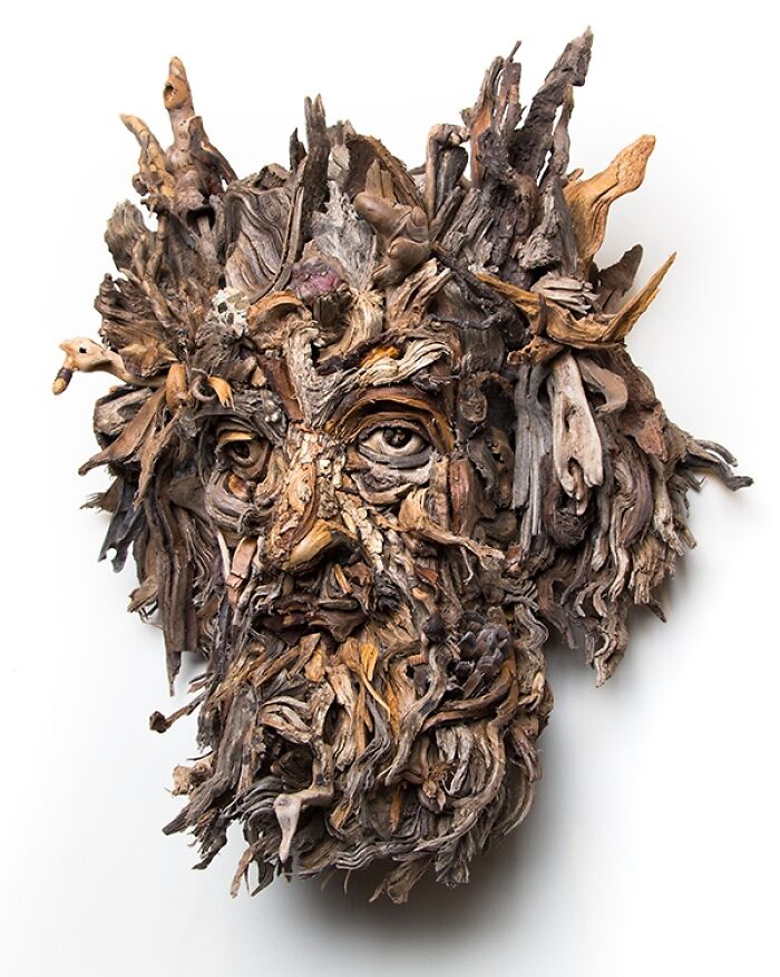 27 Wild Wood Sculptures That Look Like Faces Just Popped Out of Nature!