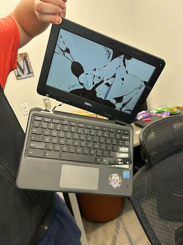 Student’s Mysterious Tech Mishap