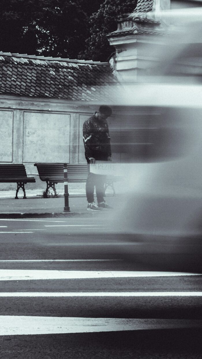 Wait, People Saw WHAT in Public?! 35 Wild Stories You Won’t Believe