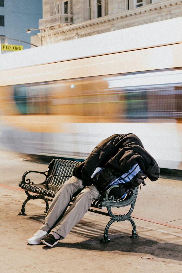 Wait, People Saw WHAT in Public?! 35 Wild Stories You Won’t Believe