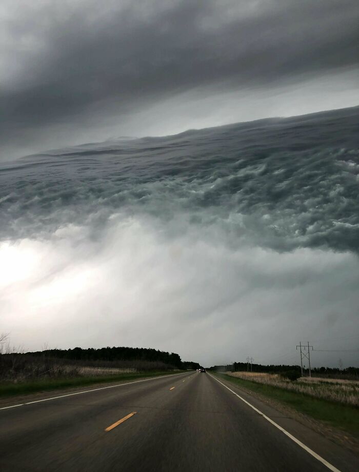 Clouds That Look Like Oceans. Wait, What?!