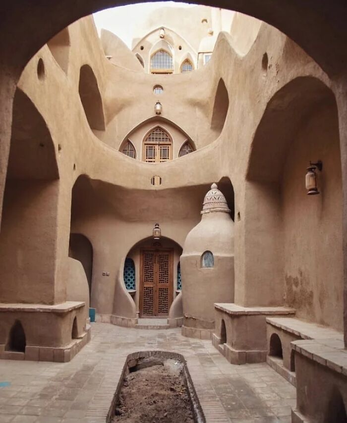 Iran’s Kashan Has History In A House