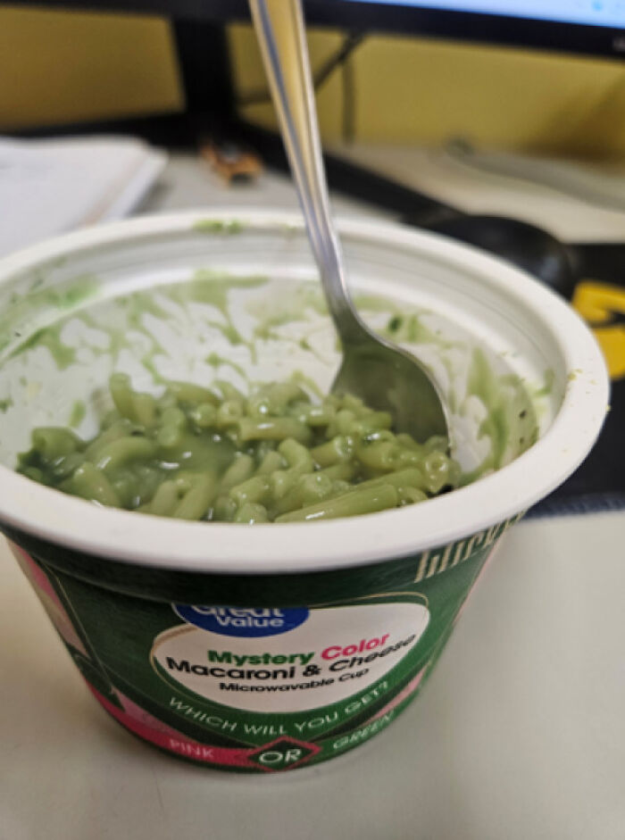 Mystery Color Mac & Cheese - What Even?