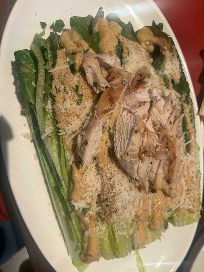 Gordon Ramsay Burger Las Vegas Caesar Salad: Annoying To Eat