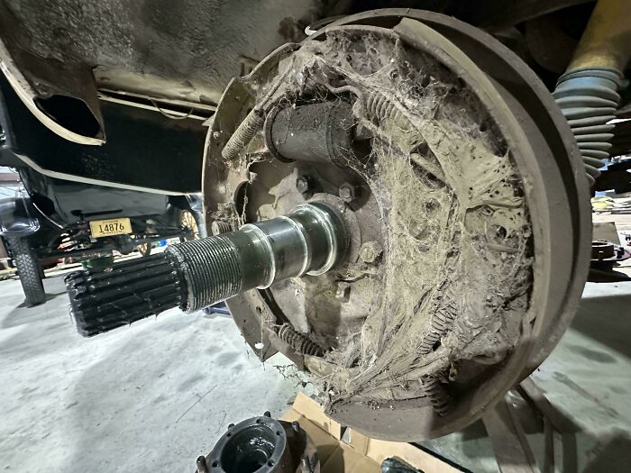 Mechanics Spill The Wildest 'Just Rolled Into The Shop' Stories That’ll Make You LOL