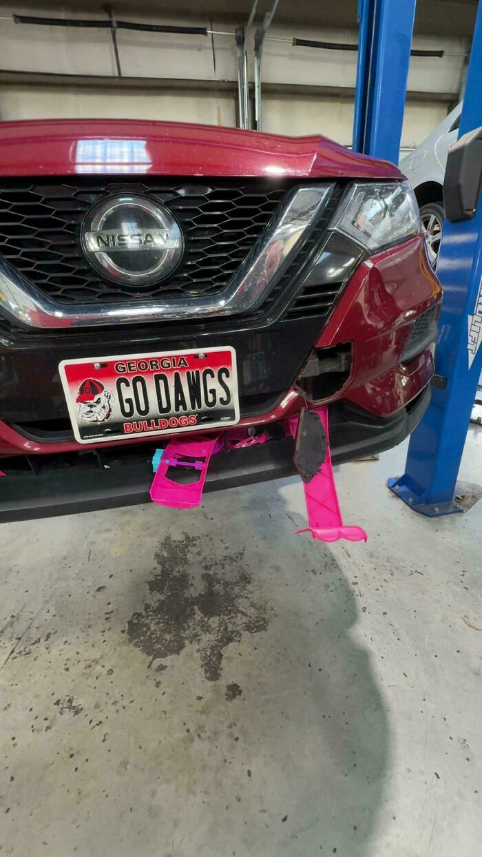 Mechanics Spill The Wildest 'Just Rolled Into The Shop' Stories That’ll Make You LOL