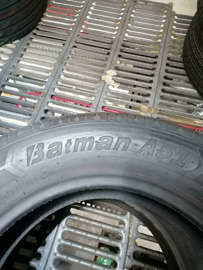 Mechanics Spill The Wildest 'Just Rolled Into The Shop' Stories That’ll Make You LOL