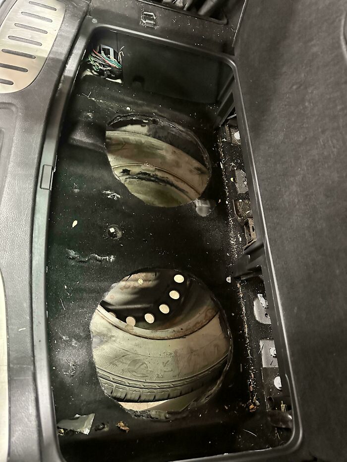 Mechanics Spill The Wildest 'Just Rolled Into The Shop' Stories That’ll Make You LOL