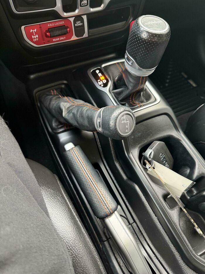 Mechanics Spill The Wildest 'Just Rolled Into The Shop' Stories That’ll Make You LOL