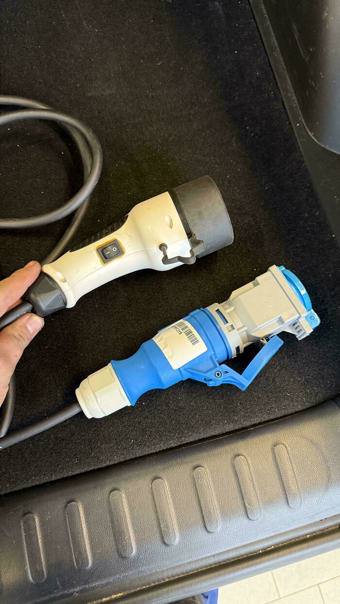Mechanics Spill The Wildest 'Just Rolled Into The Shop' Stories That’ll Make You LOL