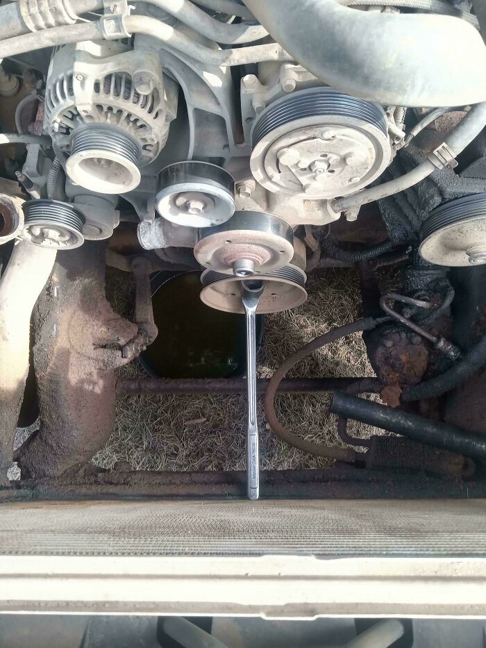 Mechanics Spill The Wildest 'Just Rolled Into The Shop' Stories That’ll Make You LOL