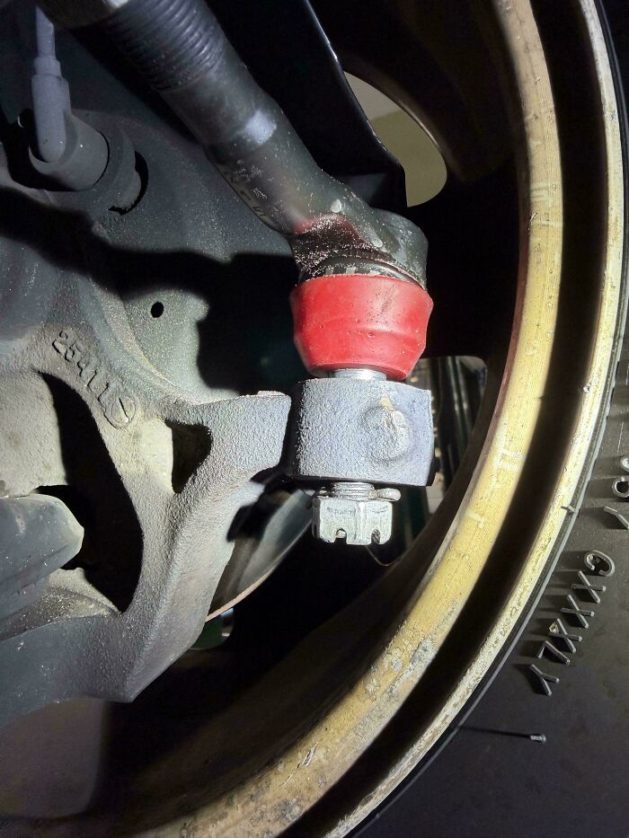 Mechanics Spill The Wildest 'Just Rolled Into The Shop' Stories That’ll Make You LOL