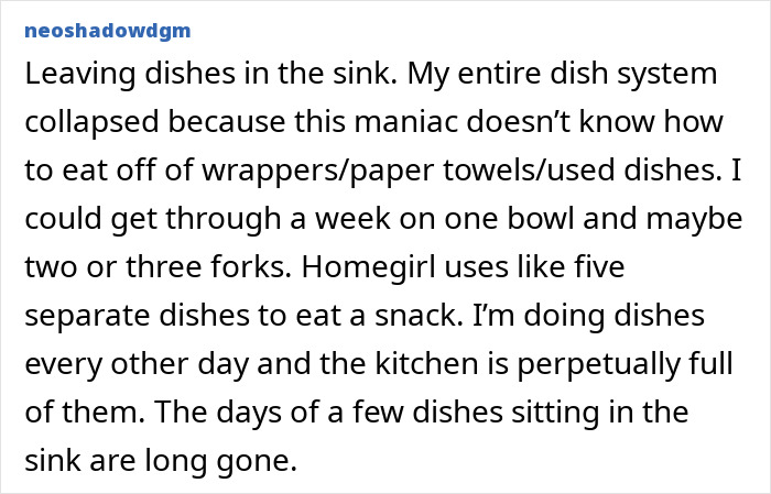 39 Wild Male Habits That Make Living Alone With Cats Look Like Paradise