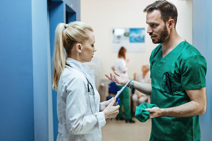 35 Medical Industry Secrets That’ll Totally Make Your Jaw Drop