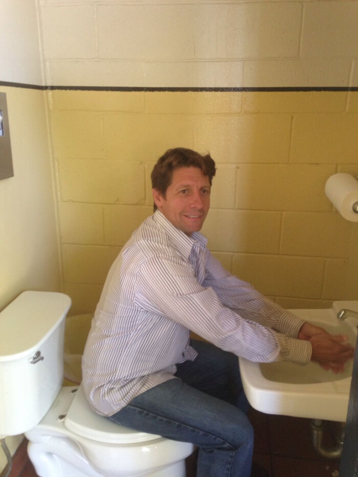 Did You Design This Bathroom? Bravo... I Guess!