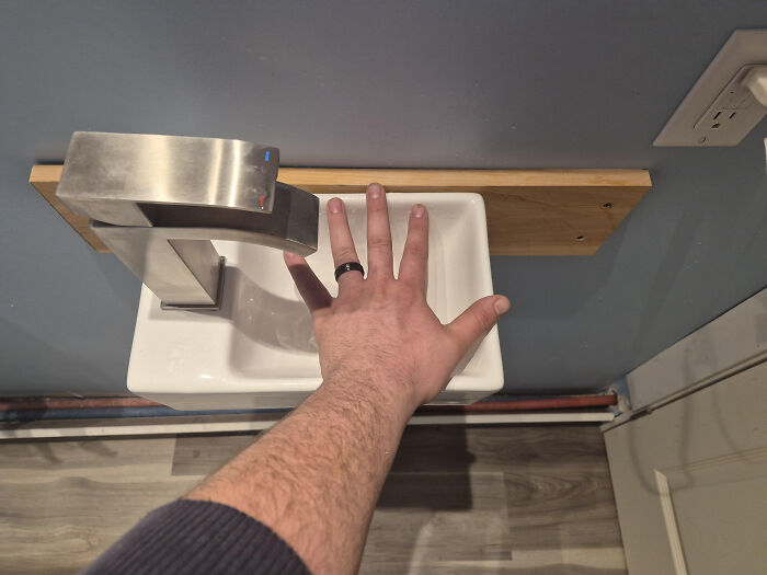Cheap Sink at The In-Laws—You Can Tell