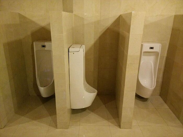 Toilet Fail Alert! This One’s A Head-Scratcher