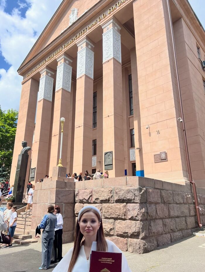 Asked Him For A Diploma Photo At The Uni... This Happened