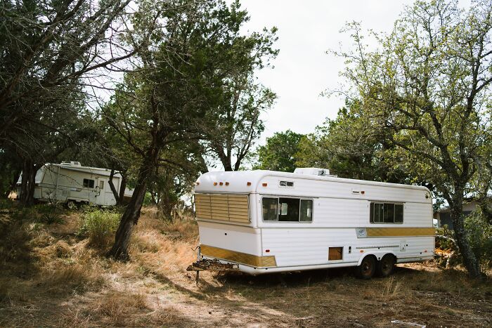 29 Wild Friend's Houses That Made Us Go "Wait, What?!"
