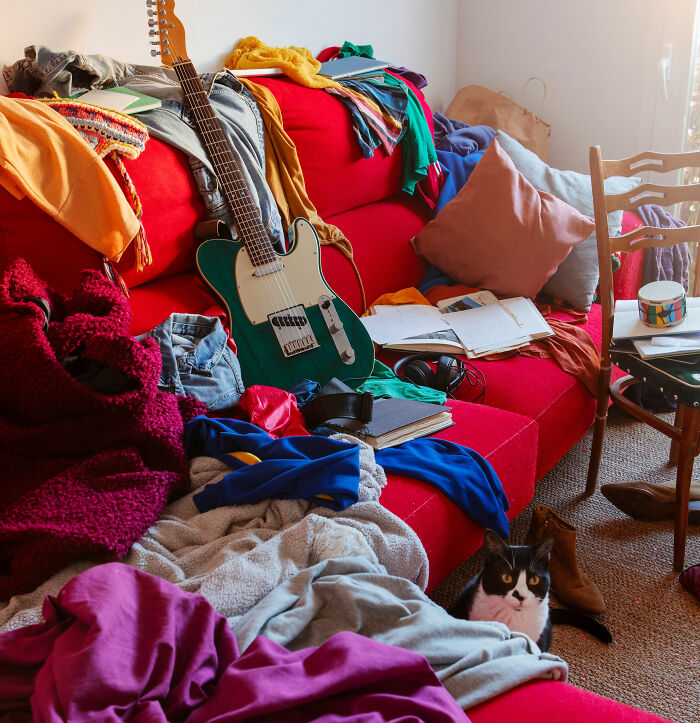 29 Wild Friend's Houses That Made Us Go "Wait, What?!"