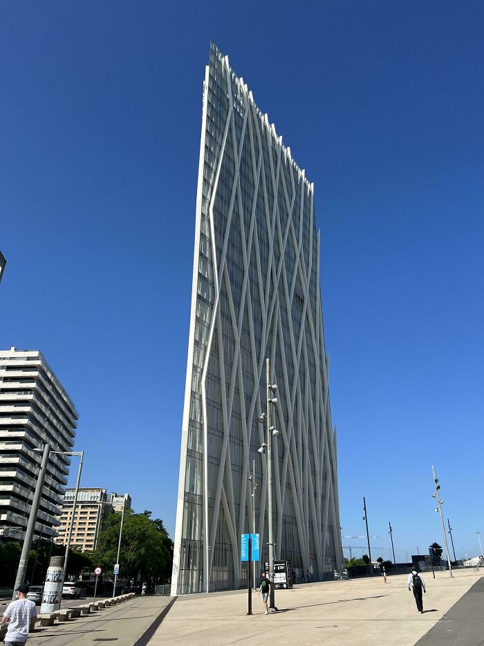 Skinniest Building Ever? Nope, Just Perspective!